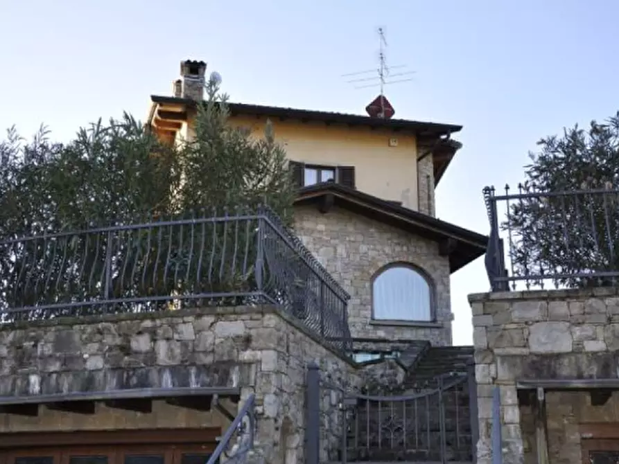 casa indipendente in vendita a Scanzorosciate