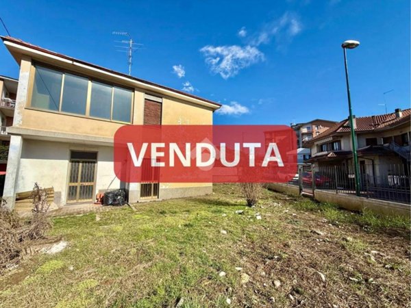 casa indipendente in vendita a Scanzorosciate