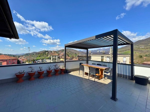 appartamento in vendita a Scanzorosciate in zona Tribulina