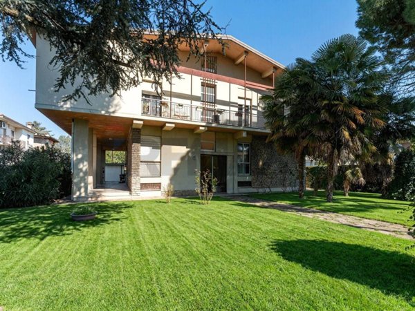 appartamento in vendita a Scanzorosciate