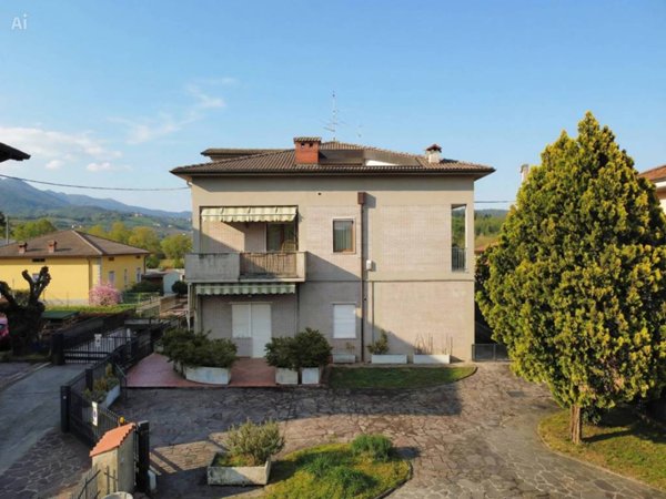 appartamento in vendita a Scanzorosciate in zona Negrone