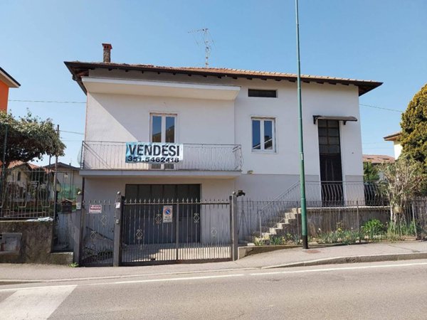 casa indipendente in vendita a Scanzorosciate in zona Negrone