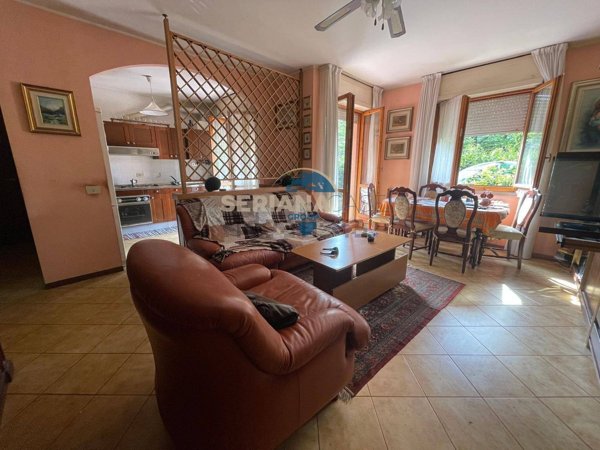 appartamento in vendita a Scanzorosciate