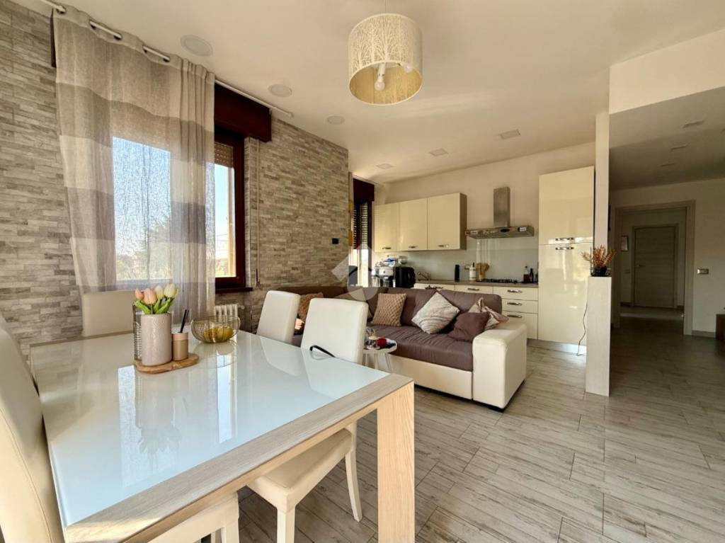 appartamento in vendita a Scanzorosciate