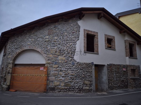 appartamento in vendita a Scanzorosciate