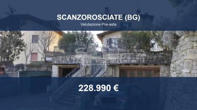 casa indipendente in vendita a Scanzorosciate in zona Gavarno
