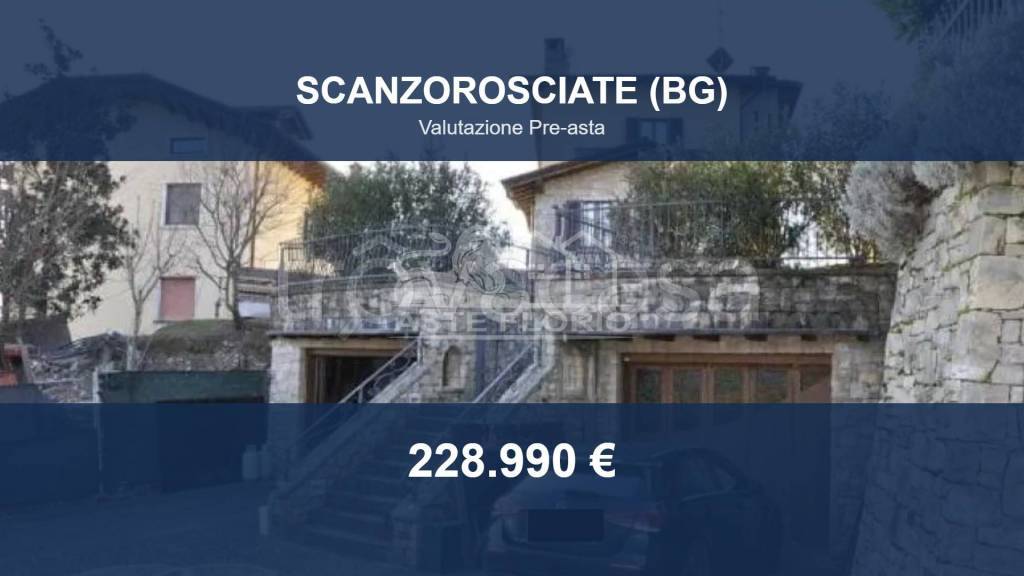 casa indipendente in vendita a Scanzorosciate in zona Tribulina