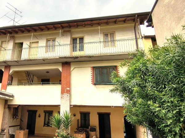 appartamento in vendita a Scanzorosciate