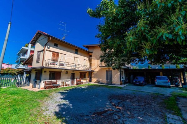 casa indipendente in vendita a Scanzorosciate