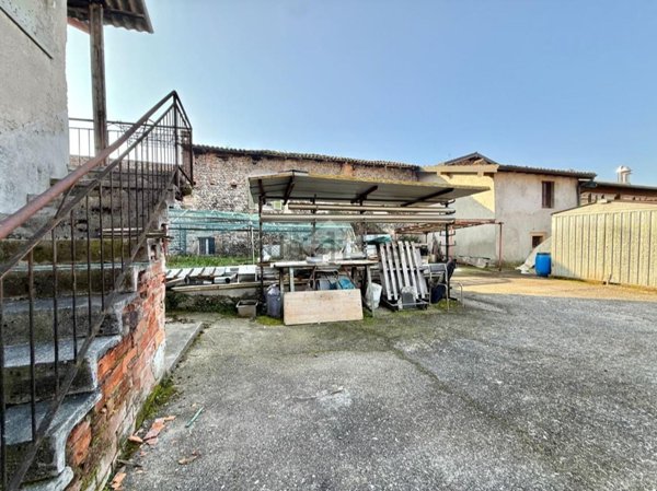 casale in vendita a Scanzorosciate in zona Ponte