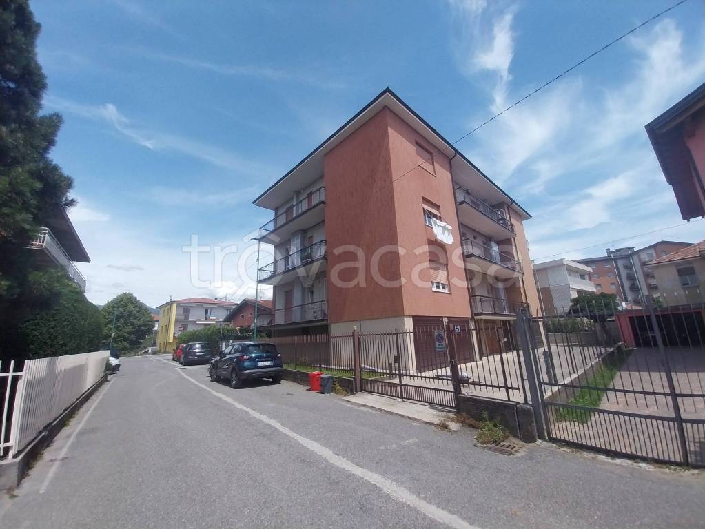 appartamento in vendita a Scanzorosciate