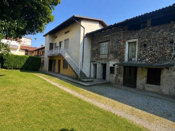 casa indipendente in vendita a Scanzorosciate
