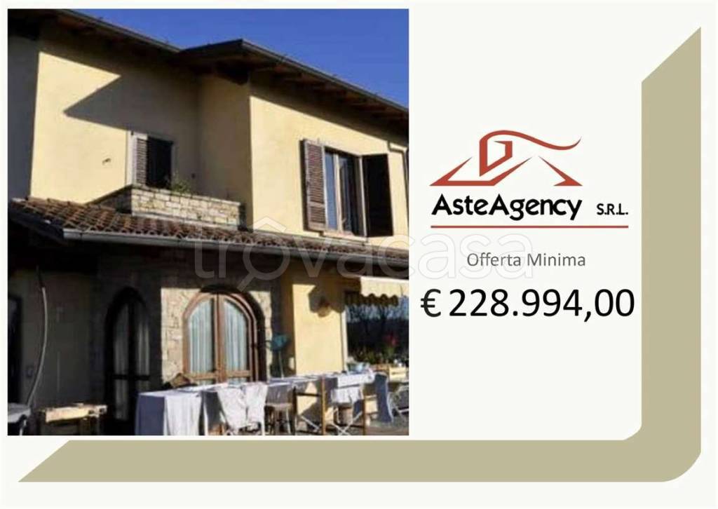 casa indipendente in vendita a Scanzorosciate in zona Gavarno