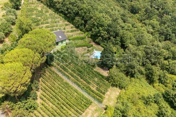 casa indipendente in vendita a Scanzorosciate in zona Gavarno