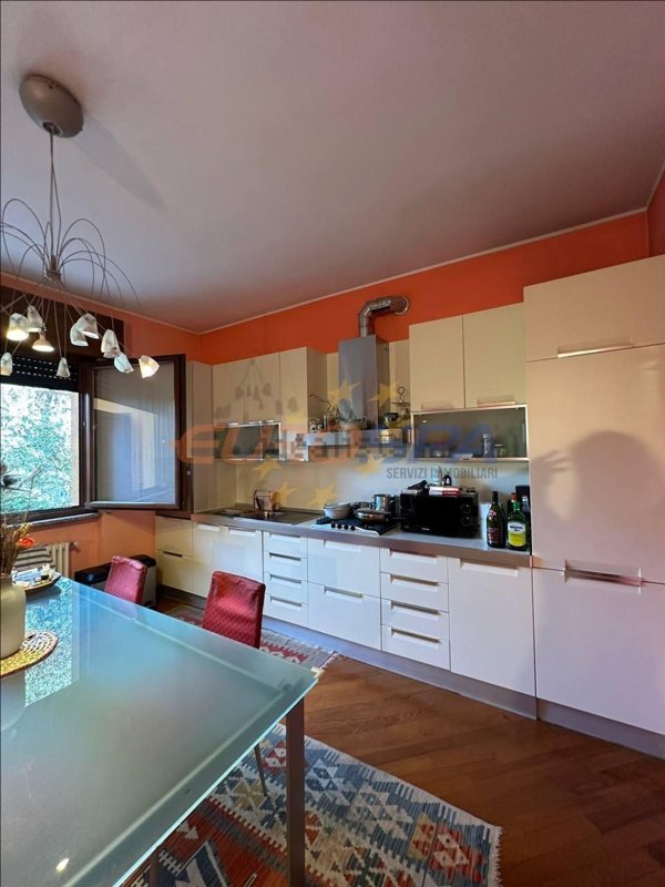 casa indipendente in vendita a Scanzorosciate in zona Ponte