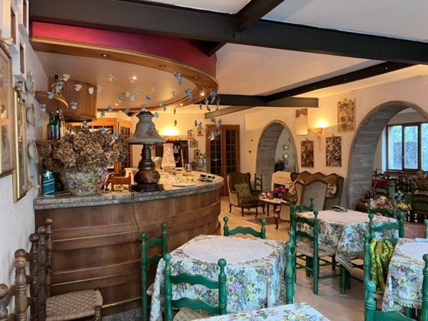 intera palazzina in vendita a Schilpario