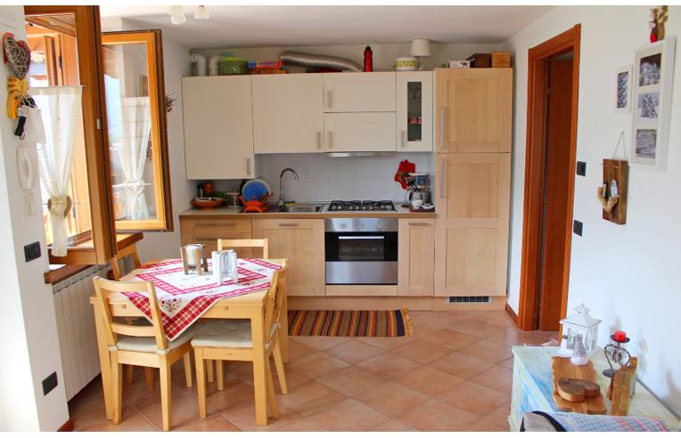 appartamento in vendita a Schilpario in zona Barzesto