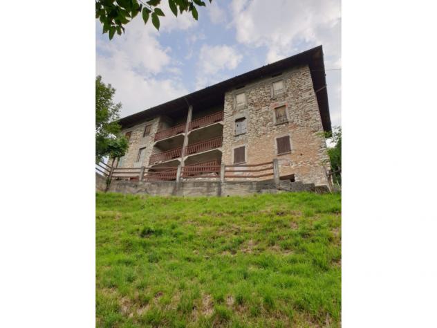 appartamento in vendita a Sedrina in zona Botta