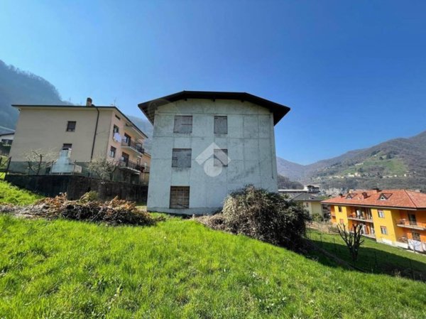 casa indipendente in vendita a Sedrina