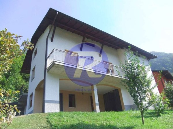 casa indipendente in vendita a Sedrina