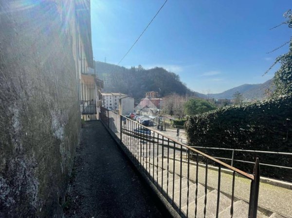 casa indipendente in vendita a Sedrina in zona Botta