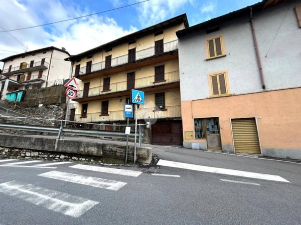 casa indipendente in vendita a Sedrina in zona Botta