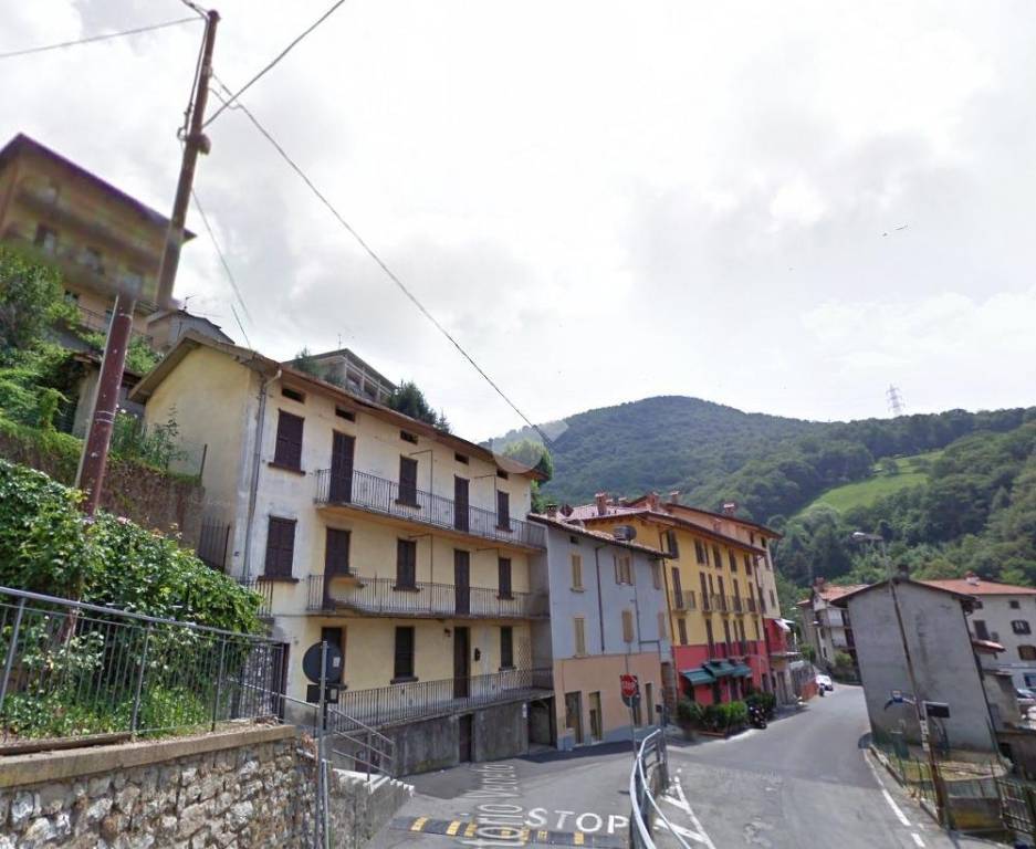 casa indipendente in vendita a Sedrina in zona Botta