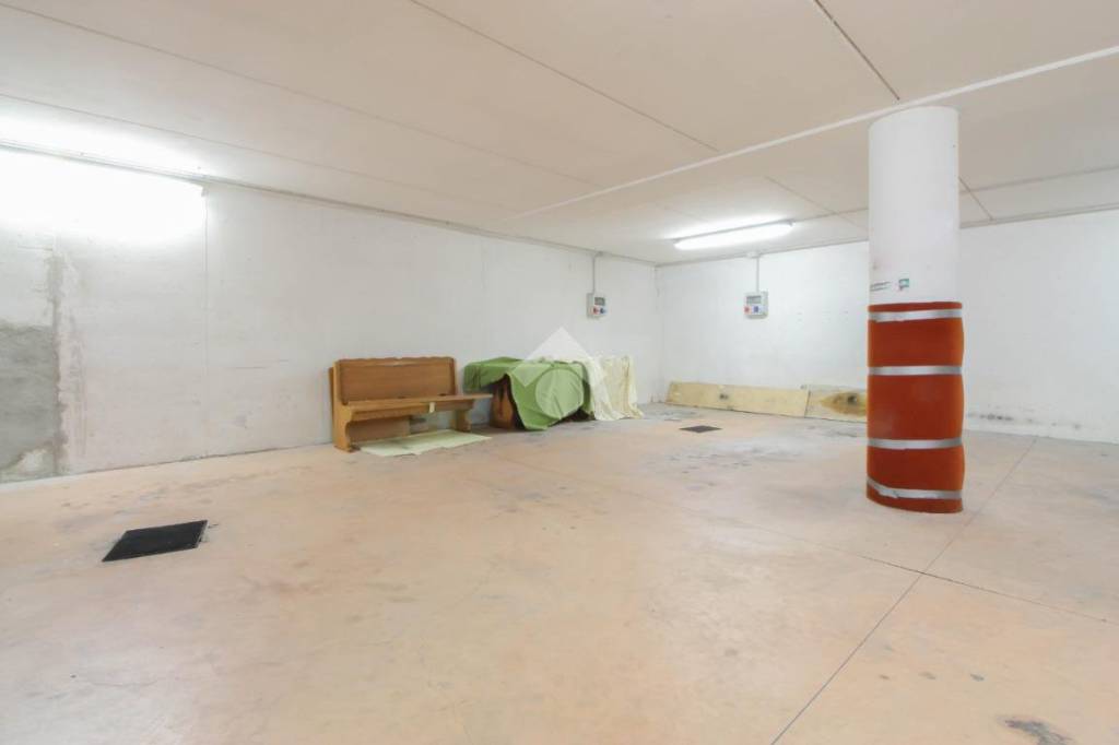 locale commerciale in vendita a Sedrina