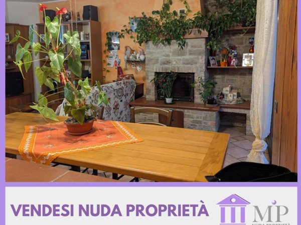 appartamento in vendita a Sedrina in zona Botta