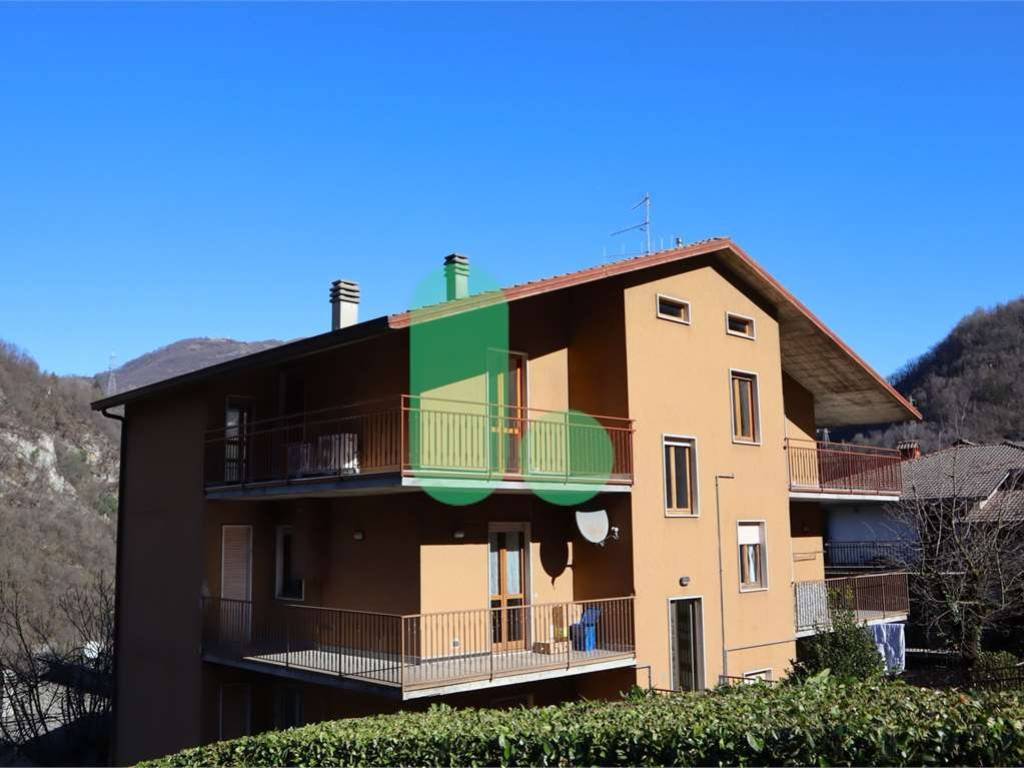 appartamento in vendita a Sedrina in zona Botta