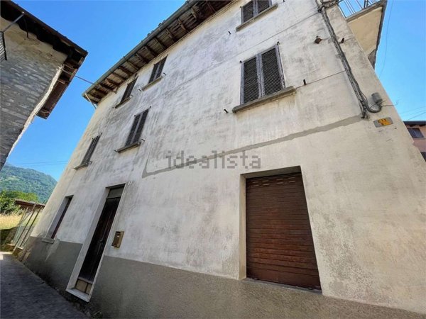 casa indipendente in vendita a Sedrina in zona Botta