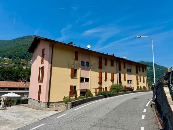 appartamento in vendita a Sedrina in zona Botta
