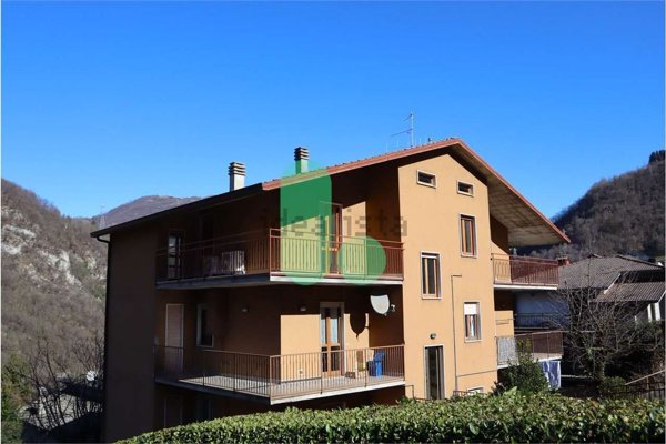 appartamento in vendita a Sedrina in zona Botta