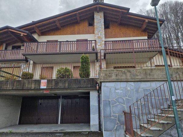 appartamento in vendita a Selvino