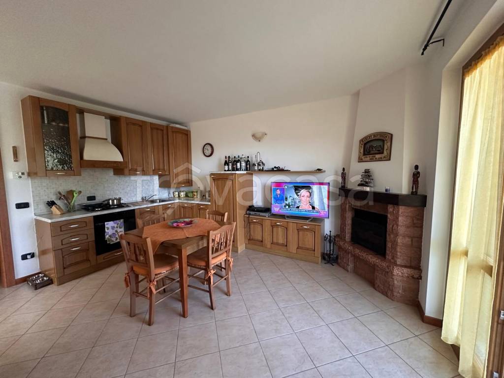 appartamento in vendita a Selvino