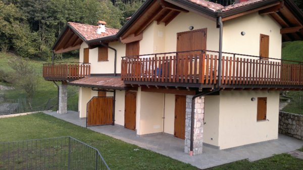 appartamento in vendita a Selvino