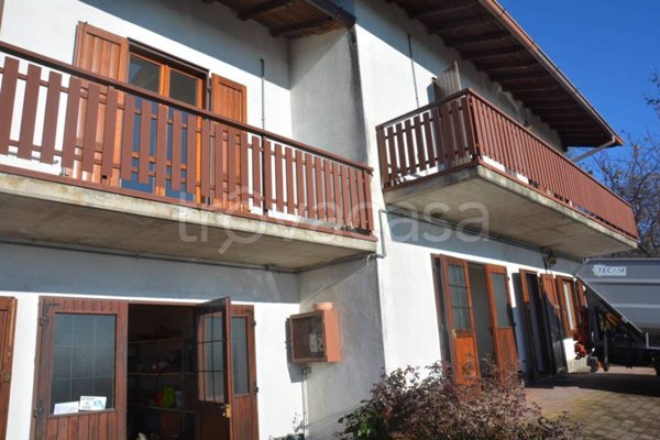 appartamento in vendita a Selvino