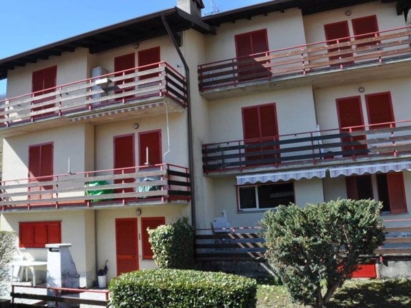 appartamento in vendita a Selvino