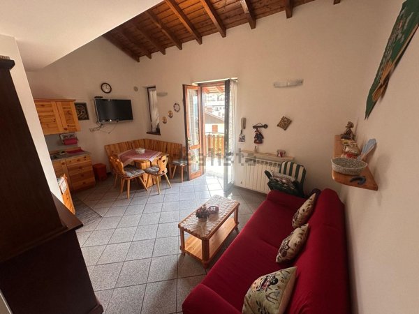 appartamento in vendita a Selvino