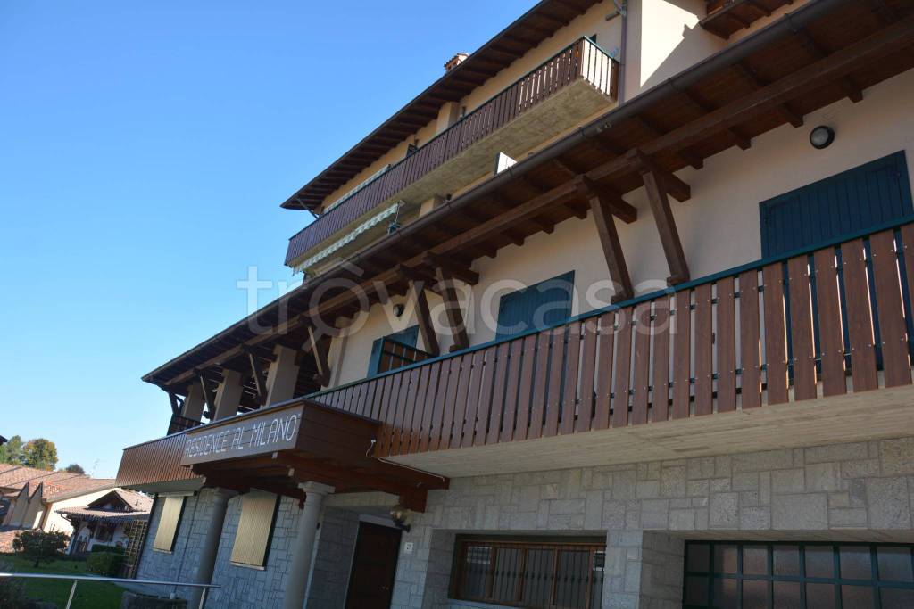 appartamento in vendita a Selvino