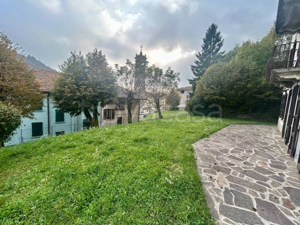 appartamento in vendita a Selvino