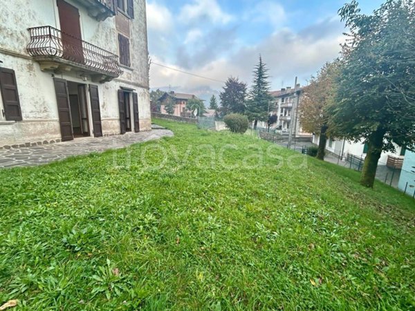 appartamento in vendita a Selvino