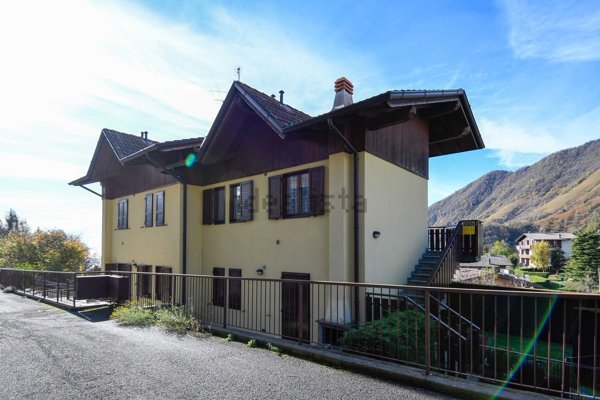appartamento in vendita a Selvino