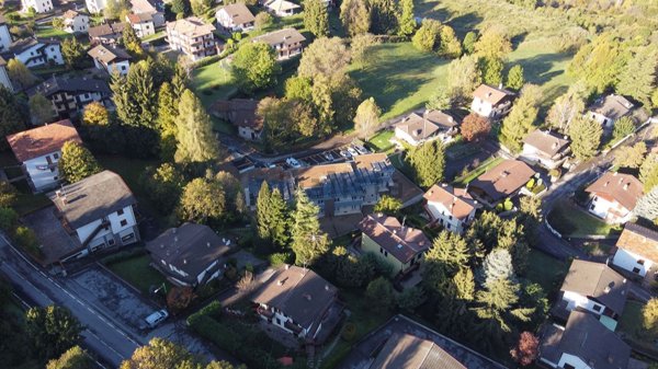 appartamento in vendita a Selvino