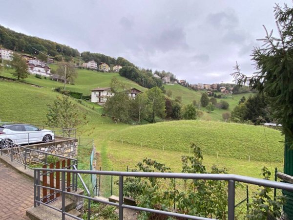 appartamento in vendita a Selvino