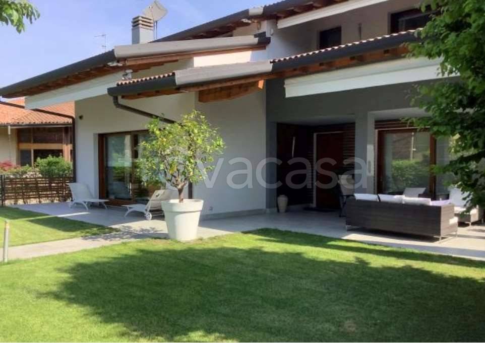 villa in vendita a Seriate