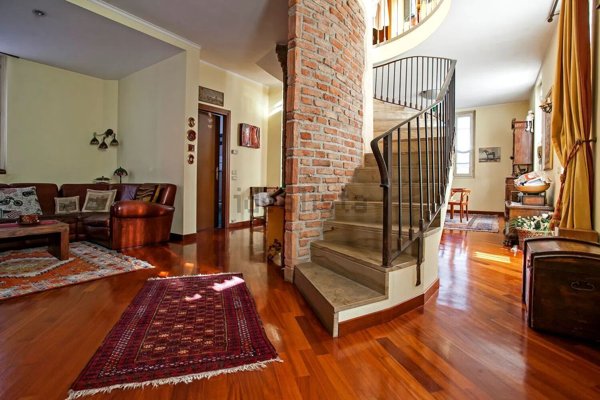 casa indipendente in vendita a Seriate