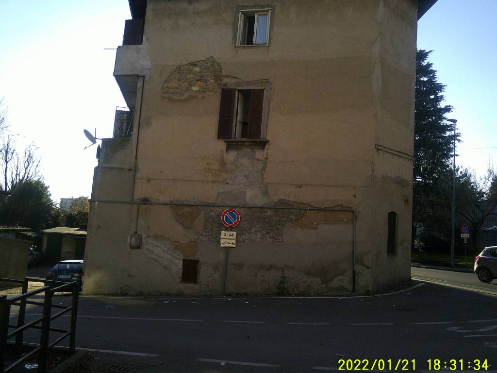 appartamento in vendita a Seriate in zona Paderno