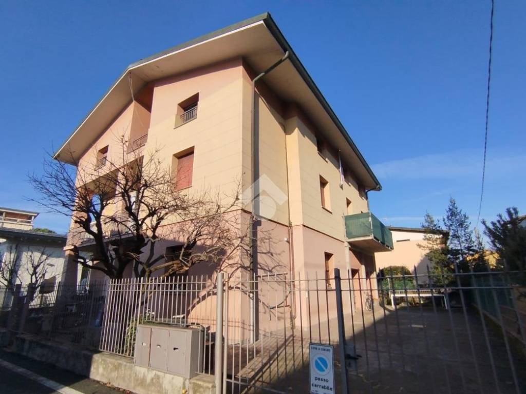 appartamento in vendita a Seriate