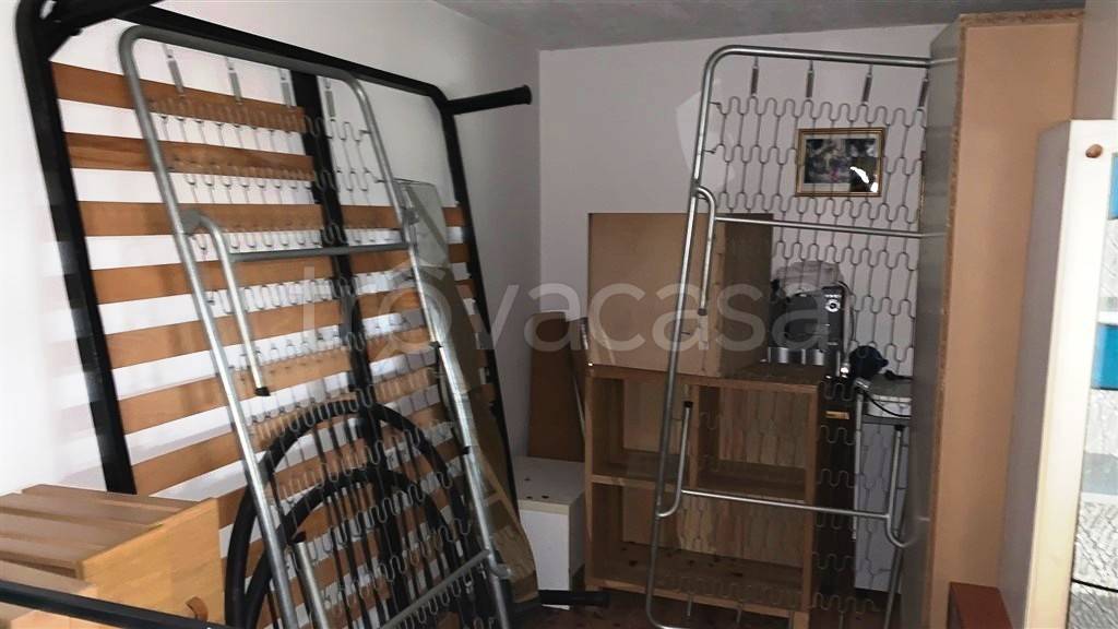 locale di sgombero in vendita a Seriate